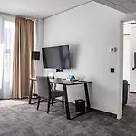 Hotel Am Borsigturm 4*