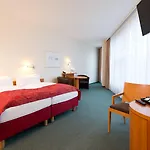Hotel Am Borsigturm 4*