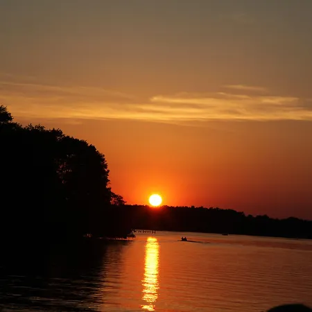 Am Borsigturm 호텔