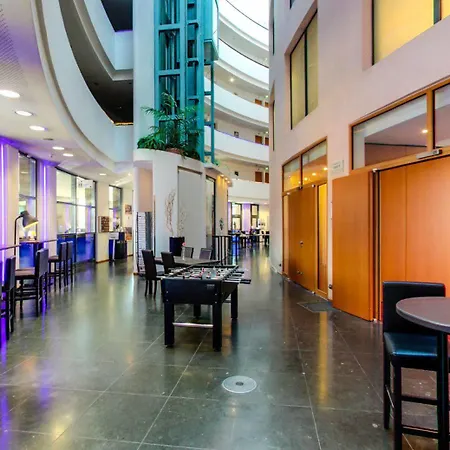 Am Borsigturm 4* 베를린