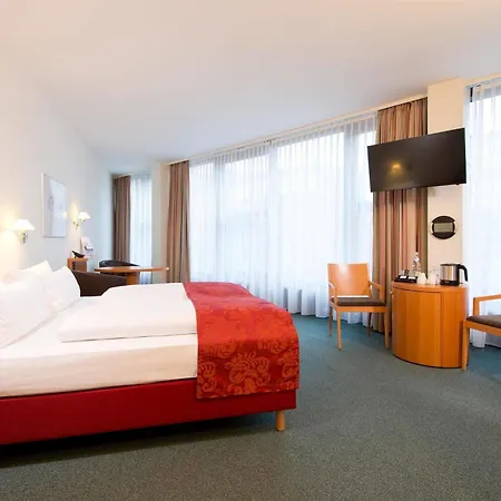 Hotel Am Borsigturm 4*