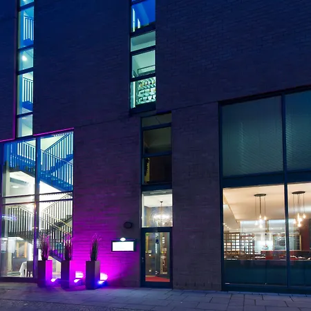 Am Borsigturm Hotel 4*